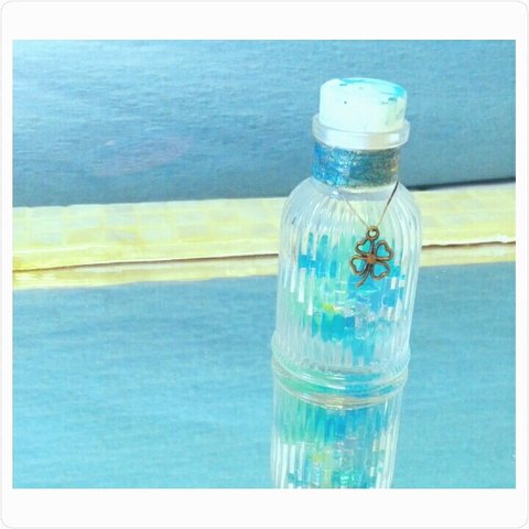 魔法のガラス瓶シリーズ“ice clover”