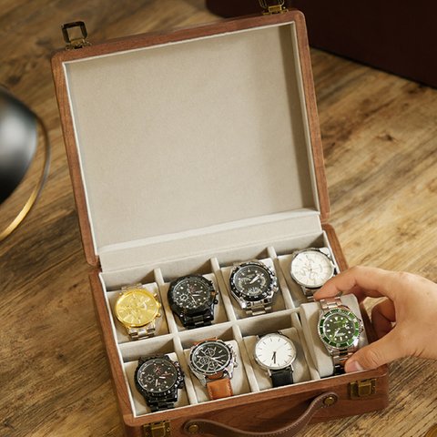 スーツケース型の腕時計ボックス　最大8本の腕時計を収納できる　上品なコレクションケース　アンティーク風