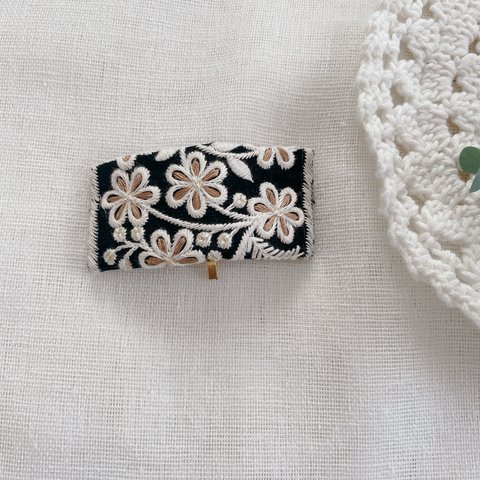 自由に曲げれるポニーフック　インド刺繍　BLACK