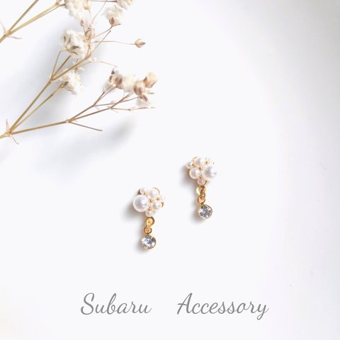 【送料無料】Pearl and small crystalピアス/イヤリング　シールピアス　貼るピアス　対応