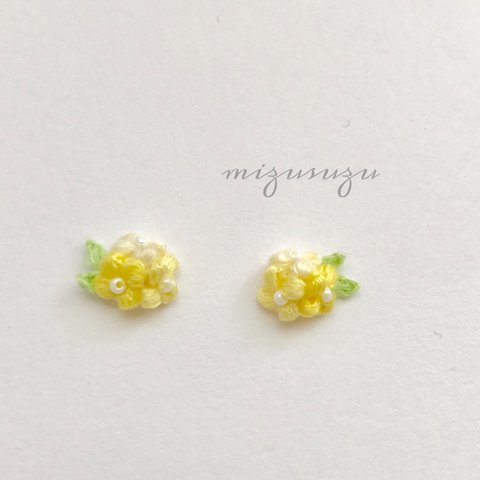 【新作】菜の花の手編み イヤリングorピアス