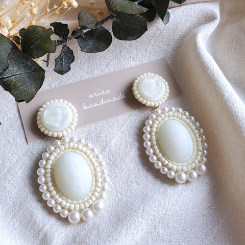 【送料無料】mat ivory × pearl pierce/earring 【刺繍ピアス】【刺繍イヤリング】【ビーズ】【ビーズ刺繍】