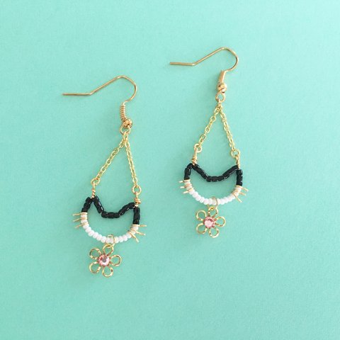 neko【白黒・花】ピアス／ノンホールピアス