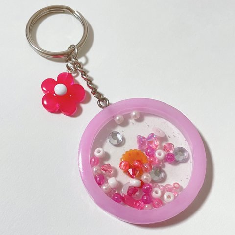 【訳あり商品】　シャカシャカ　レジン　キーホルダー　ストラップ　くま　ビスケット　ケーキ　ビーズ　ピンク　かわいい