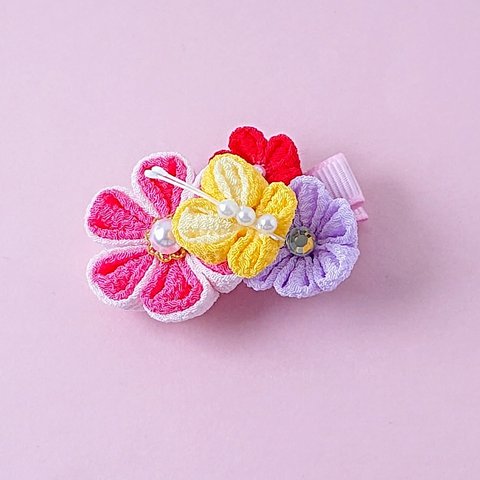 【つまみ細工】 ヘアクリップ お花&ちょうちょ ピンク&白　ひなまつり　初節句　おめかし　セレモニー