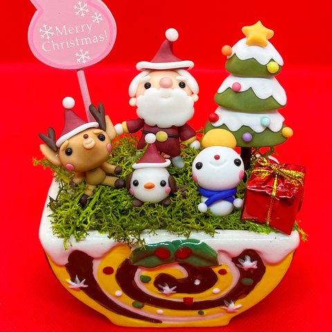 ラスト♪受注制作 クリスマス ロールケーキ　季節飾り　樹脂粘土　粘土細工　ミニチュア　Xmas　こねこねくらぶ　サンタクロース　トナカイ　雪だるま