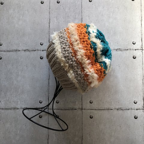 ニットキャップ🧶ベージュモフモフ