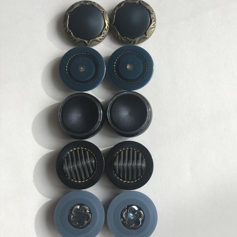 ☆再登場☆ 20～21ｍｍ◇10個入◇　ネイビー　ペアアソート秋冬ボタン