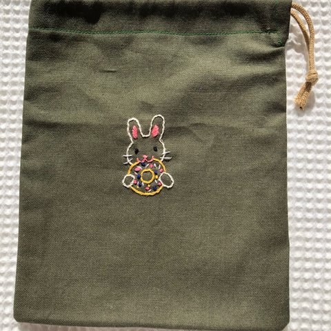 刺繍のコップ入れ巾着ポーチ☆ドーナツとうさぎ