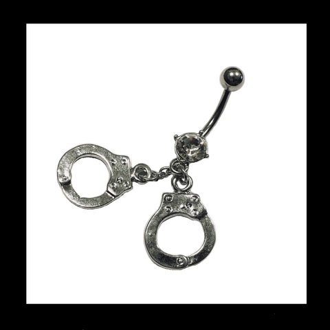 【handcuffs_stone ボディピアス  へそピアス 。】﻿手錠 ラインストーン 病みかわいい シルバー ラインストーン ボディピアス バナナバーベル 軟骨 へそピアス へそピ 