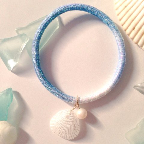 真夏の海の貝がらヘアアクセサリー