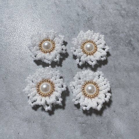 FP01 ハンドメイド　フラワー　お花　ビーズ刺繍　カボション　パール