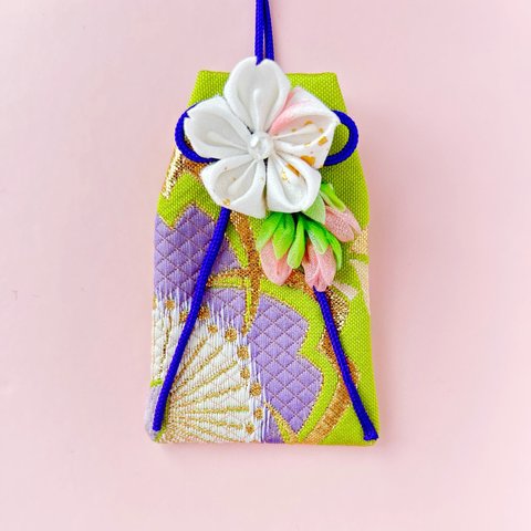 （紫桜）元巫女が作る花のお守り袋
