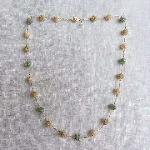 ponpon necklace(fresh green)