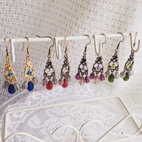 【SALE】チェコビーズのエキゾチックなピアス