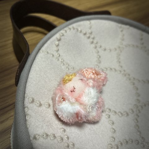 きぐるみ人形ブローチ ＃1  身長4.5cm