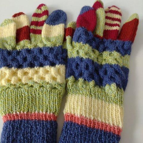気まぐれ手編みの手袋　レディースフリーサイズ