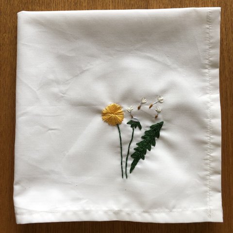 刺繍のハンカチ☆たんぽぽ