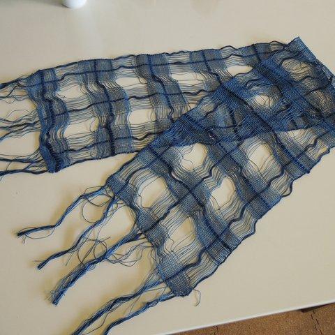 手織りストール（ブルー系）