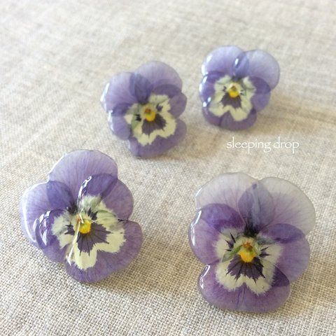 wisteria viola  earring (大きめ)