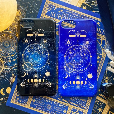 空想天体古書Ⅱ・月の満ち欠け iPhoneケース ハードケース / 星 宇宙 iPhone13