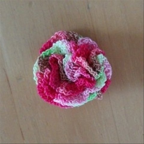 手編み お花のパッチン留め(シングル)