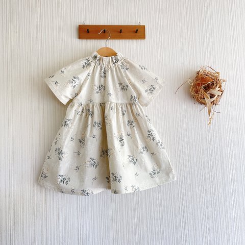 半袖・長袖　150cm対応　すっぽりかぶれるワンピース　Lace flower 子供服