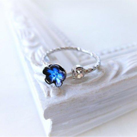 再販 Vintage スワロフスキー 青い花の指輪 ヴィンテージ バミューダブルー