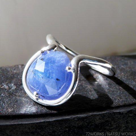 タンザナイト リング / Tanzanite Ring ʊ