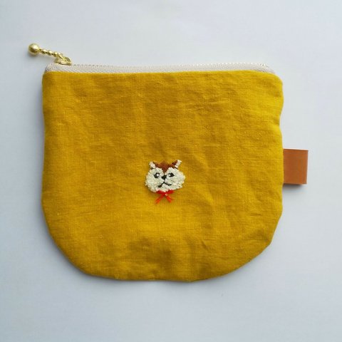 どんぐりリスの手刺繍ポーチ＊ふわふわアニマルシリーズ