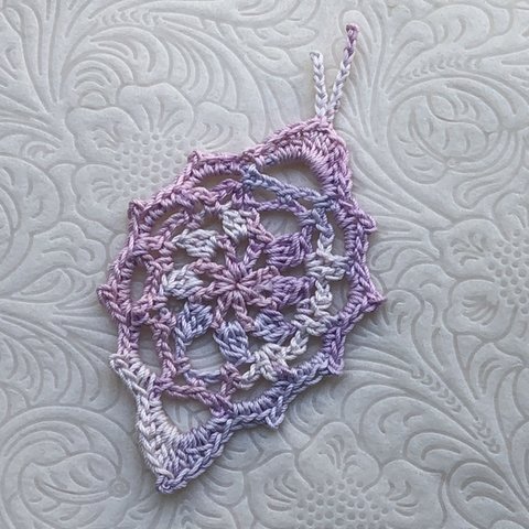 [かぎ針編み] しおり ピンク 紫