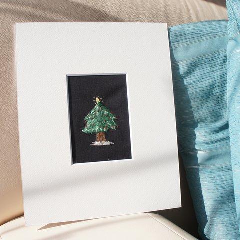 *クリスマスツリー刺繍〈森のX'mas tree〉ファブリックパネル*