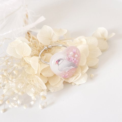 シルバー文鳥さんのハートリング🌸💍