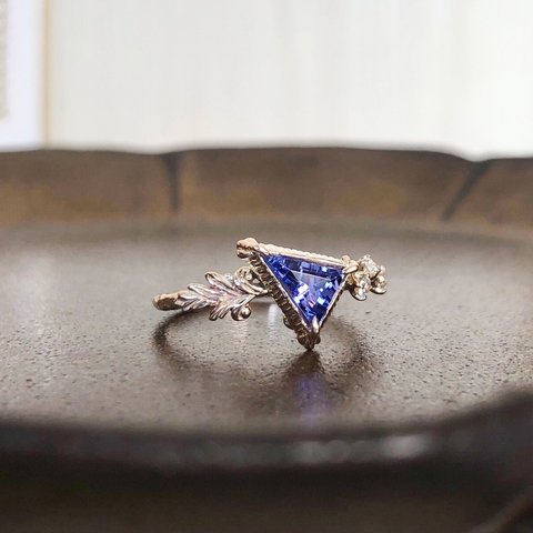 asymmetrical tanzanite ring