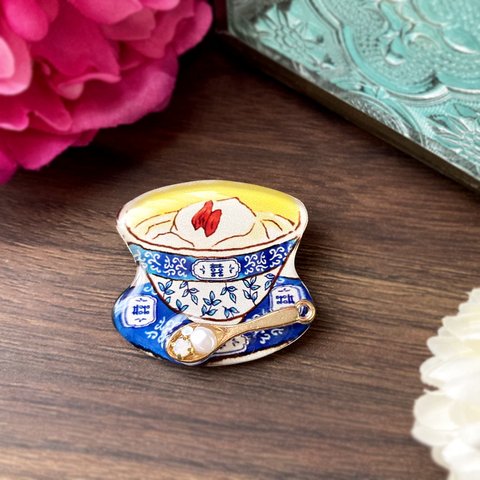 Almond jelly brooch｜杏仁豆腐ブローチ〔中国茶器〕