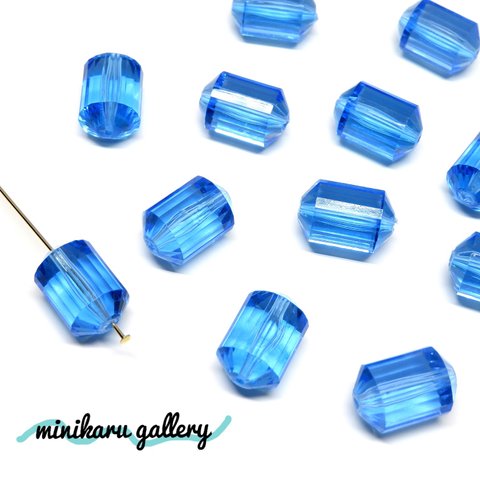4個入(clear blue)Vintage bicorn beads