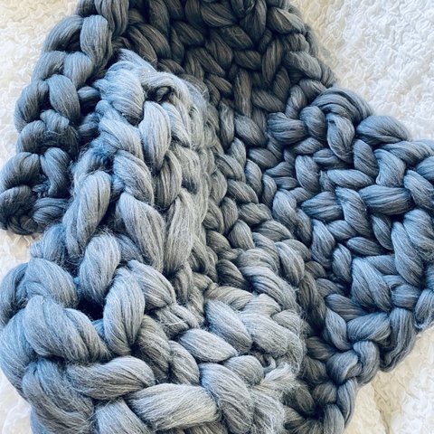 チャンキー毛糸🧶手編みブランケット