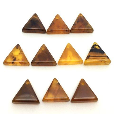 天然石風 三角(10個)樹脂製チャーム タイガーアイ 102BI746