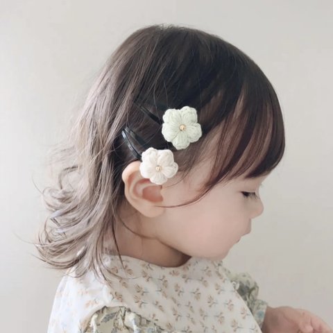 ぷっくりお花のヘアピン 2つセット * お花 * お花のヘアピン  * ベビーヘアピン  * キッズヘアピン * お揃い * リンクコーデ  * 双子コーデ   * 誕生日プレゼント  * かぎ針編み