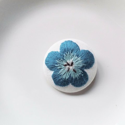 一輪の花刺繍ブローチ【送料無料】