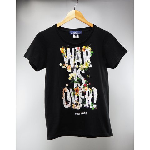 オリジナルグラフィックTシャツ – War is Over!