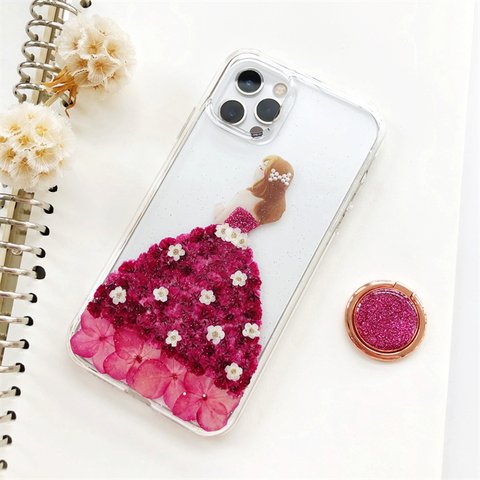 かすみ草と紫陽花のドレス 押し花スマホケース イニシャル入れ iPhoneケース スマホリング iPhone15Pro 