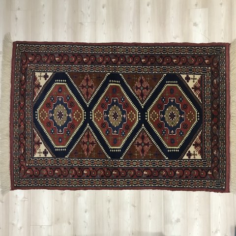 アフガン絨毯　トライバルラグ　ウール　手織り　152cm×100cm【3949】