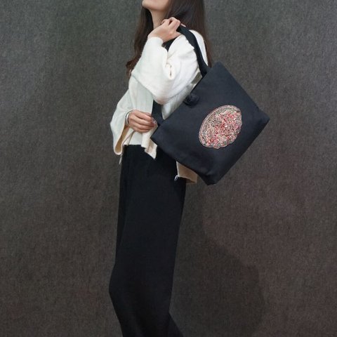 レトロな斜めがけ綿バッグ。アンティーク刺繍が美しいBohoスタイルハンドバッグ #105