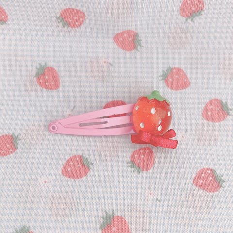 🍓ぷりぷりいちごのパッチン🍓