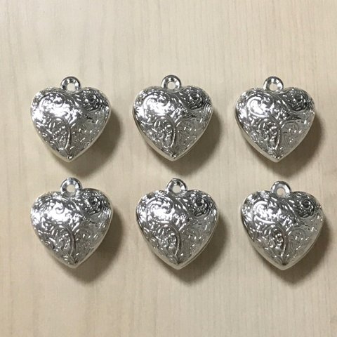 SILVER HEART DESIGN CHARM BEADS PARTS