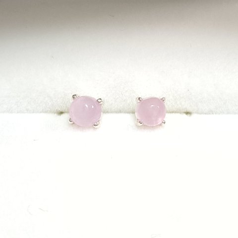 美しいライラック色クンツァイト(4mm)シルバーピアス