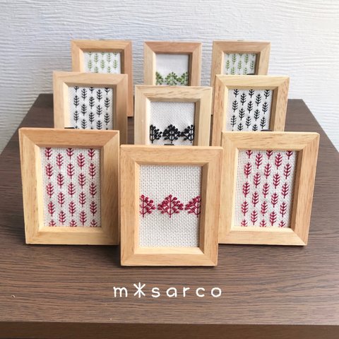 刺繍の壁飾り 赤 3個セット 壁掛け インテリア壁飾け 置物 アジアン 連続模様