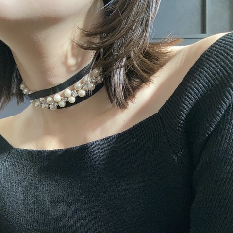 CLASSICAL PEARL CHOKER