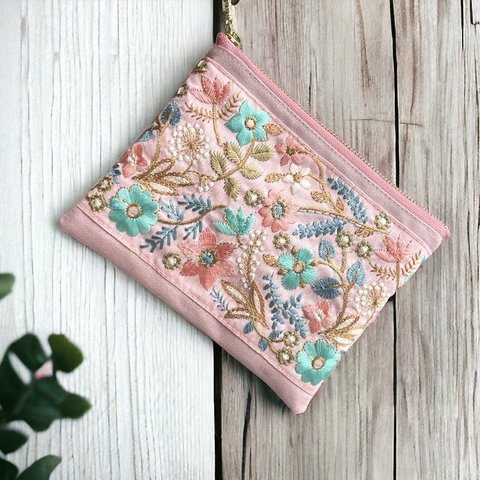 ボタニカルフラワー/インド刺繍×帆布 フラットポーチ/マルチポーチ【くすみピンク】